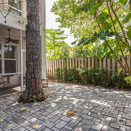 Miami/Ft Lauderdale Private Retreat Near Airport. Villa-3