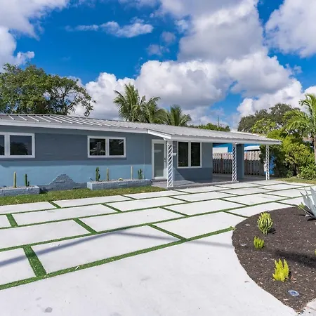 Wilton Manors Ranch - Pet Friendly! Holiday Village-3