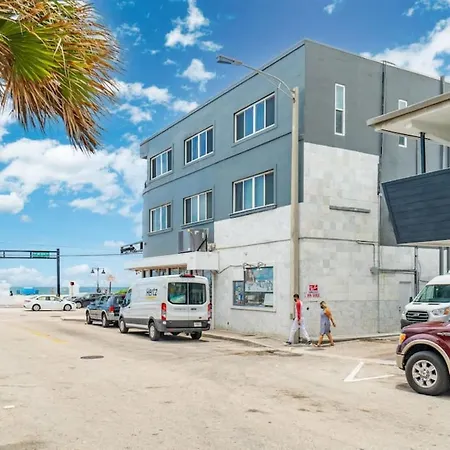 The Purple Pelican Beachfront With Ocean Balcony Unit 1-3