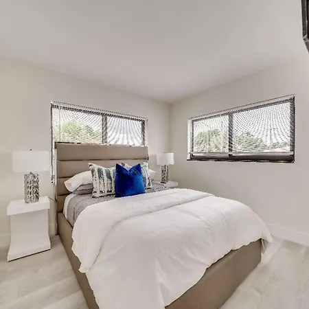 Luxury&Confy 2Bd Full Apt W/Pool Appartement-2
