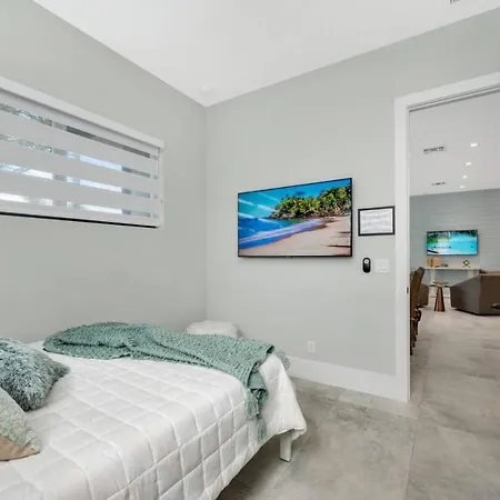 Coastal Glam-2