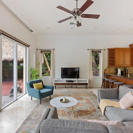 5Br House In Fort Lauderdale Pool-2