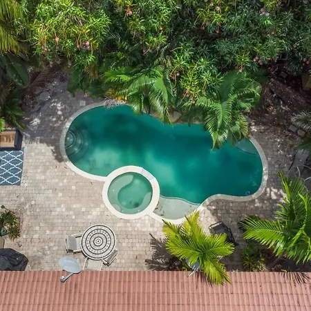 Lush 3Br Fort Lauderdale Getaway With Pool & Spa-3