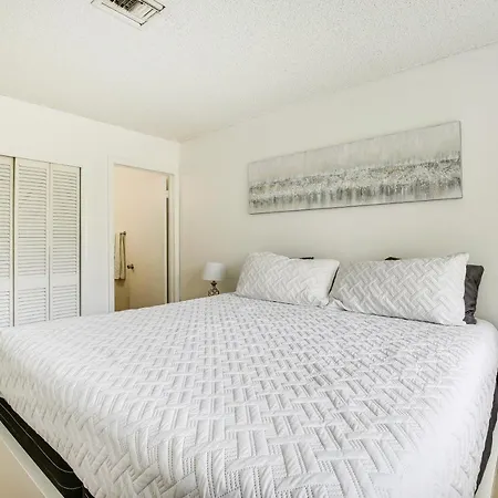 Fort Lauderdale Home With Hot Tub About 3 Mi To Beach!-2
