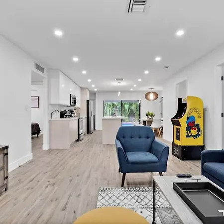 Spacious Fort Lauderdale Pool Home-2