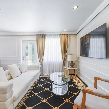 Stylish House: Elegance & Comfort In Every Corner-2