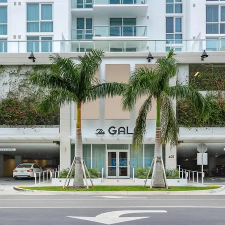 Tiffany Sage - Rooftop Pool, Gym, & Walk To Beach-2