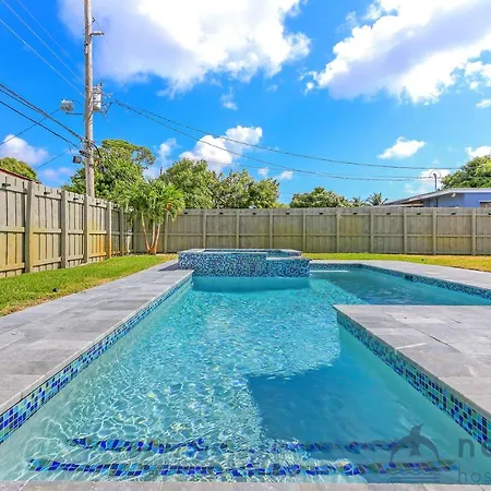 Workfriendly Home, Private Pool-2