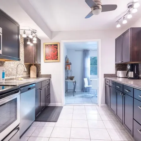 Wilton Manors Cottage 4 Bed 4 Bath Wown Pool!-3