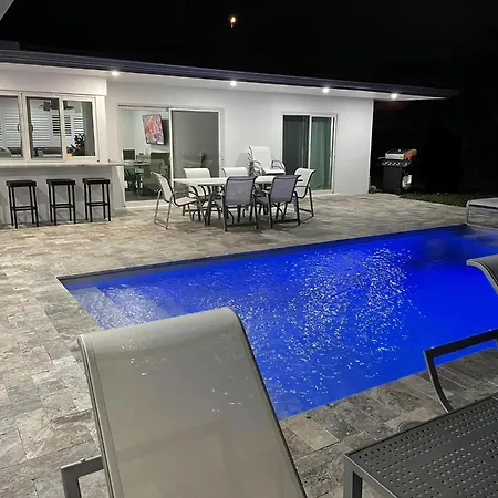 Luxury Waterfront Home Minutes From The Beach-2