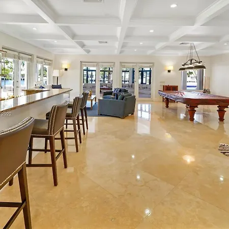 Perfect Aqua Point Paradise 8 Bedroom Villa-2