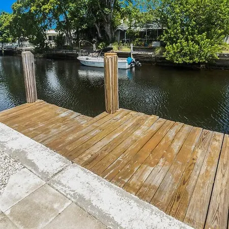 Modern Pool Home On Ocean Access Canal- Minutes To Beach-3