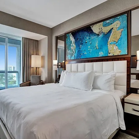 Chic Beachfront Bliss - Your Perfect 1 Bedroom Retreat!-2