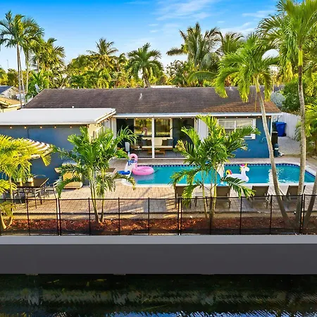 Canal House Wprivate Pool Fire Pit-2