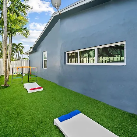 Canal House Wprivate Pool Fire Pit-3