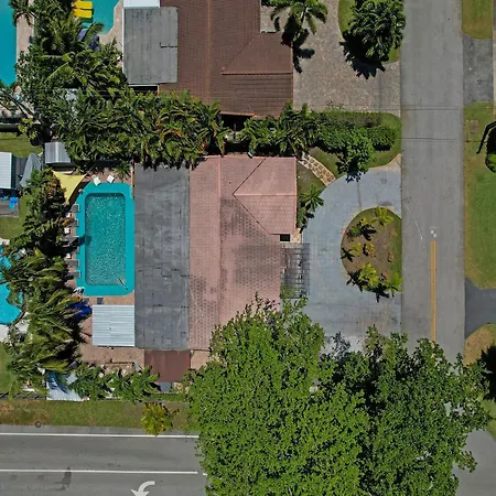 Gaymens Clothing Optional- Poolside 1 Br- Deep Dis Counts For Longer Stays-2