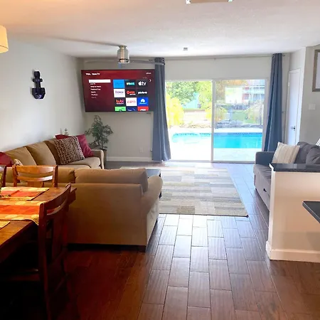 Tarpon Harbor 1 - Waterfront Pool Home Near Beach & Downtown Las Olas-2