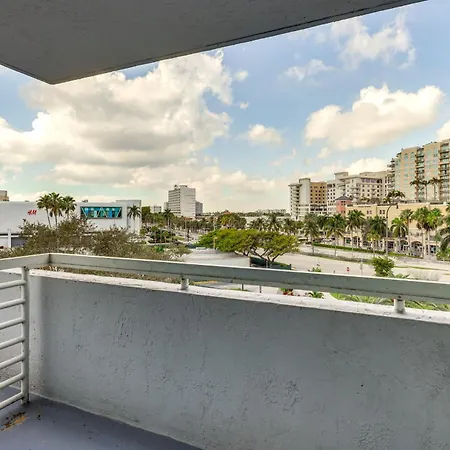 Modern Ft Lauderdale Condo ~ 7 Mi To Airport!-3