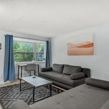 Tropical House 3 Bedrooms With Pool Oakland Park-2