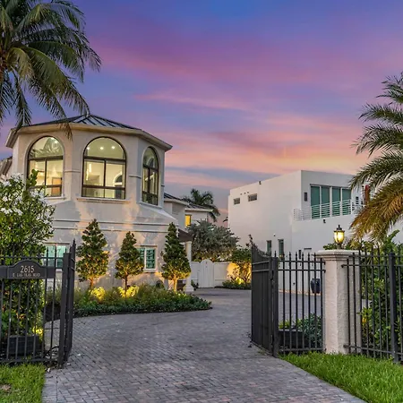 Villa On Intracoastal Beach In Proximity Waterfront Views Access Fogg Key Vlllas-3
