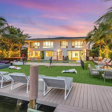 Suite By Beach Waterfront Lago Key Two-3