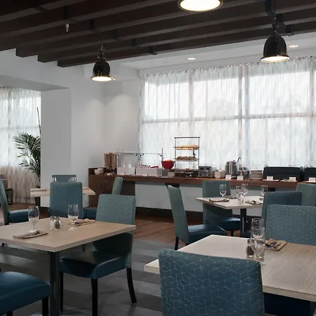 Four Points By Sheraton Fort Lauderdale Airport/Cruise Port-3