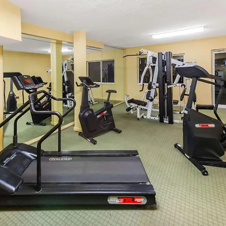 La Quinta By Wyndham Fort Lauderdale Pompano Beach-3