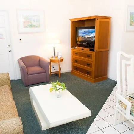 Shore Haven Resort Inn-2