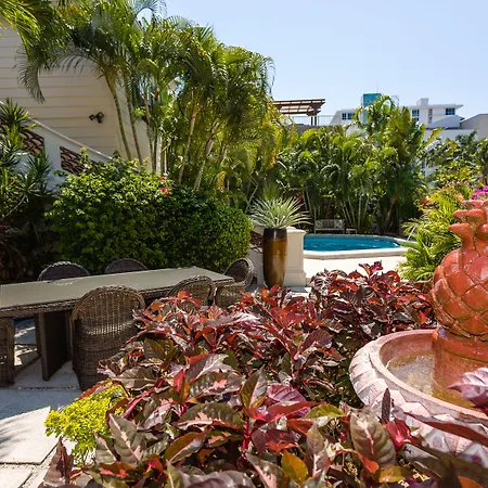 La Casa Del Mar-3