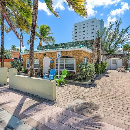 Hollywood Beachside Boutique Suite-3