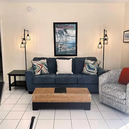 Fort Lauderdale Yacht & Beach Club 316-3