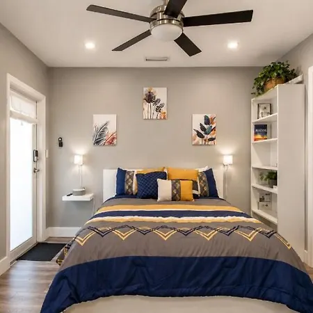Cozy 1 Bdr Unit By Beach, Mall, & Downtown Ftl-3