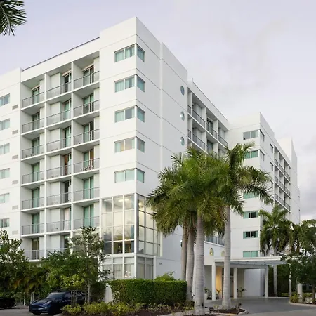 Maritime Hotel Fort Lauderdale Airport&Cruiseport-3