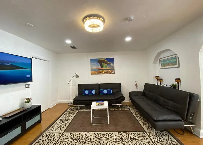Miami Beach Rooms B&B