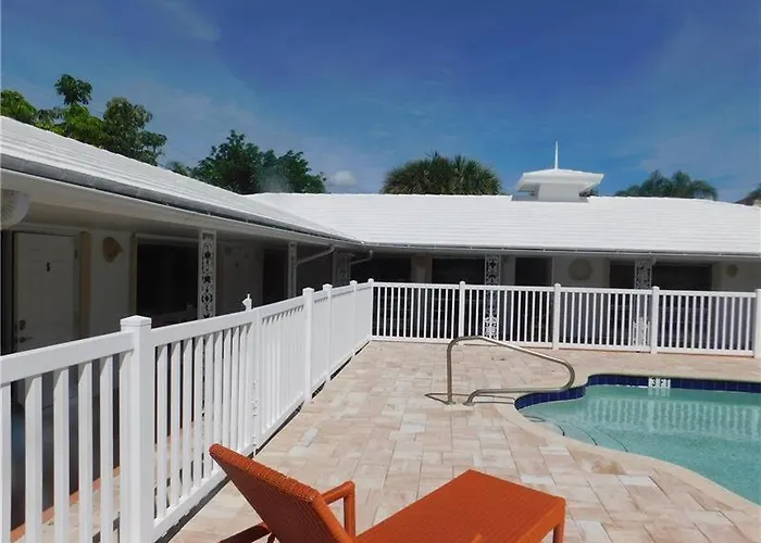 Dolphin Isles Resort