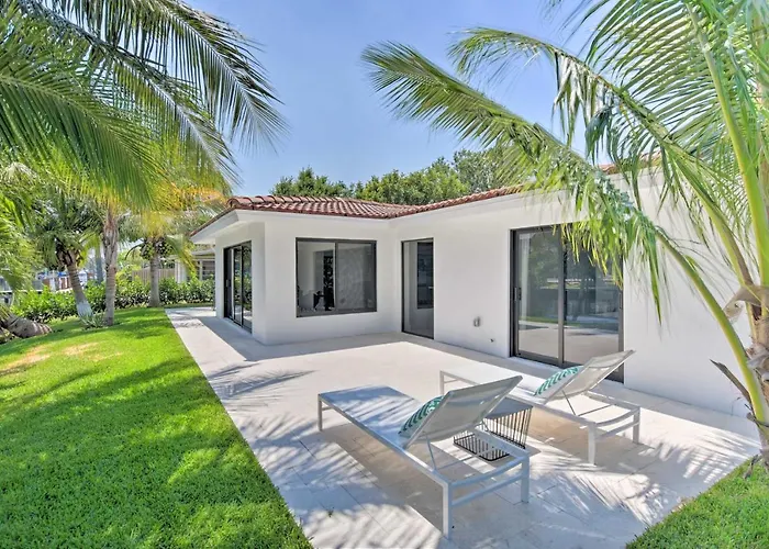 Luxe Wilton Manors Home With Private Boat Dock