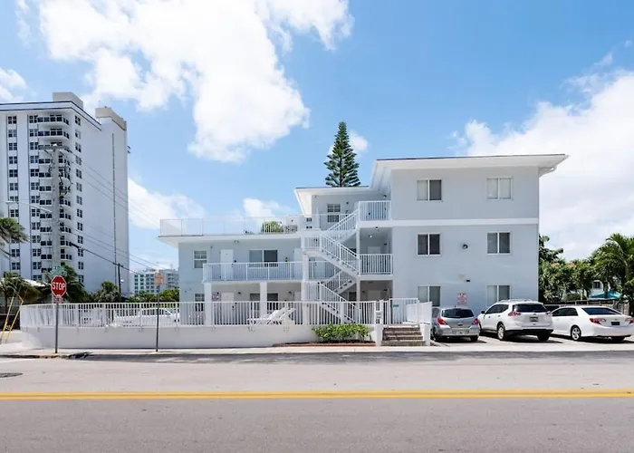 Bayshore Breeze 1 - Fort Lauderdale Beach