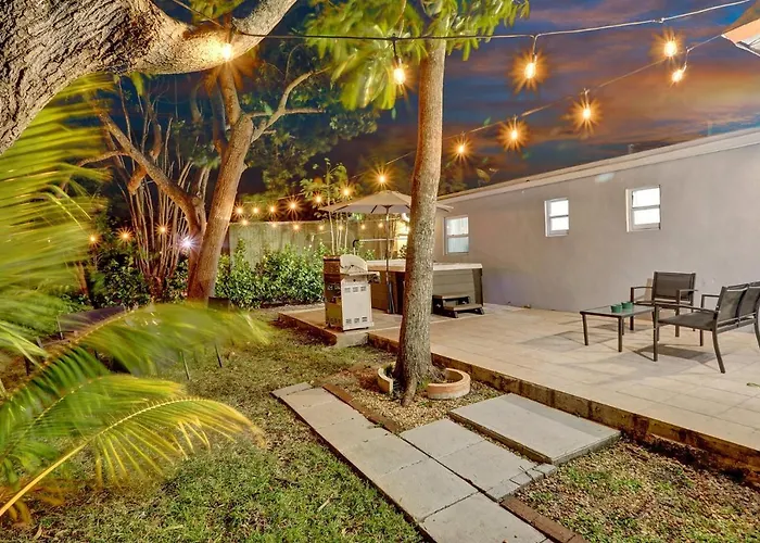Waterfront Newly Renovated 4 Bedroom Home