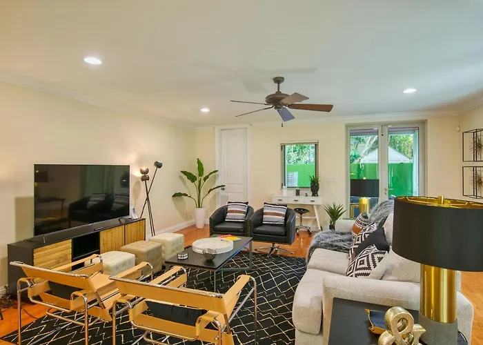 Luxury In Lauderdale Villa Fort Lauderdale