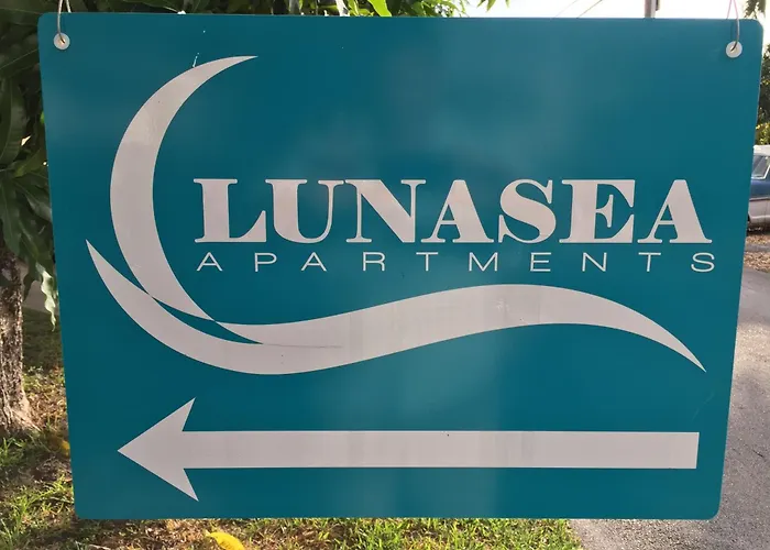 Lunasea Apt Downtown Airport-Cruise