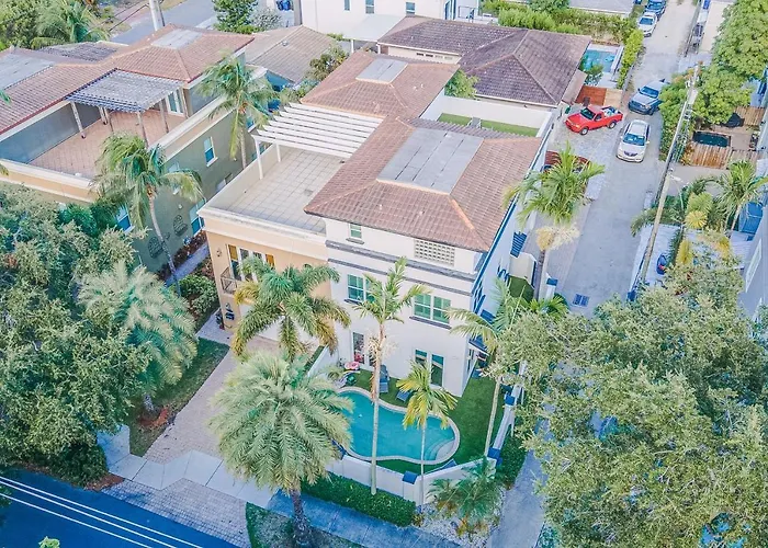 12Th Avenue Paradise