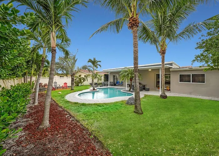 Huisdiervriedelijke Comfortable 4 Bedroom House With Pool By Pmi Fort Lauderdale