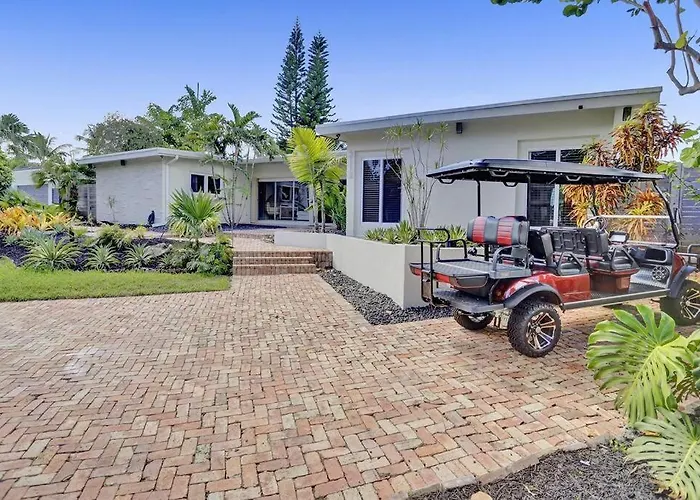 Brand New! Heated Pool, Golf Cart, Next To Beach Fort Lauderdale