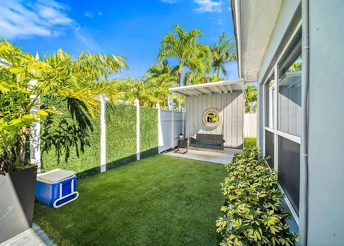 Lovely Home With Backyard Lounge North Ft Lauderdale Fort Lauderdale admite animales