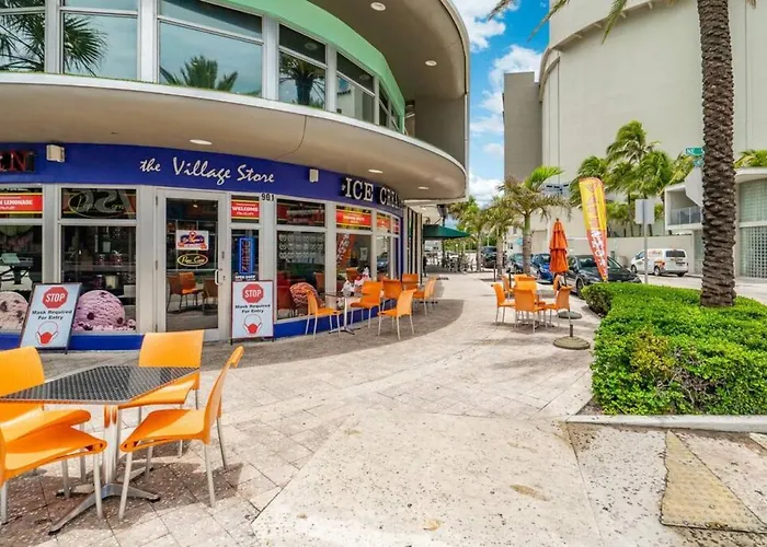 The Purple Pelican Beachfront With Ocean Balcony Unit 1