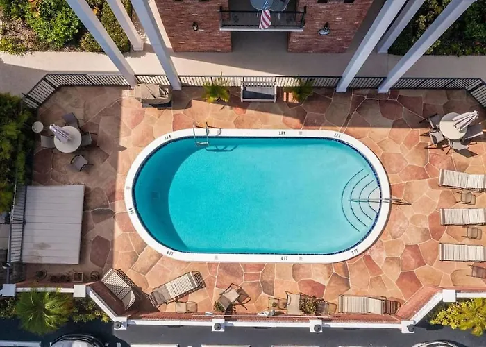 Eclectic 2Br Condo With Pool Bbq Wi-Fi And Parking Fort Lauderdale
