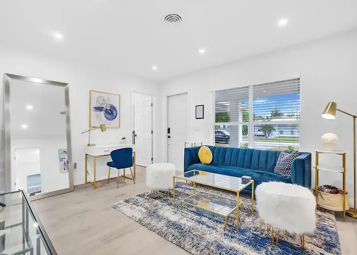 Haustierfreundliches Villa Zach'S Modern Tropical Retreat Fort Lauderdale