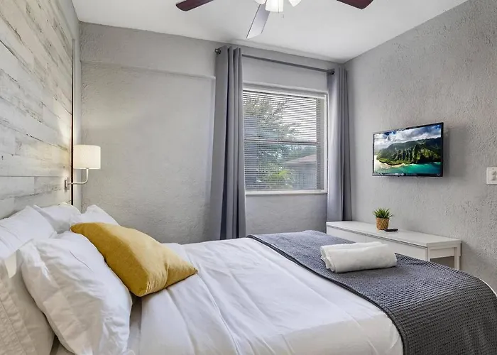 Peaceful Urban Escape Close To Las Olas & Beach Fort Lauderdale