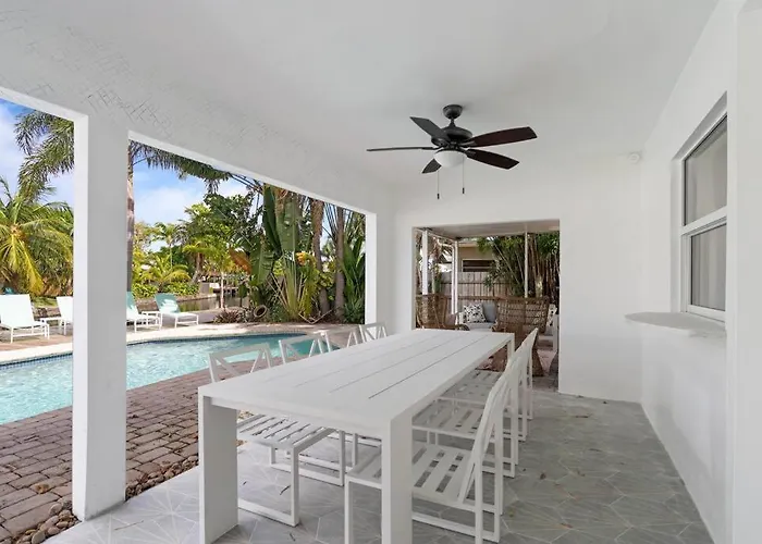 Huisdiervriedelijke Waterfront-Heated Pool-Mini Golf-Game Room-2Mi Beach Fort Lauderdale