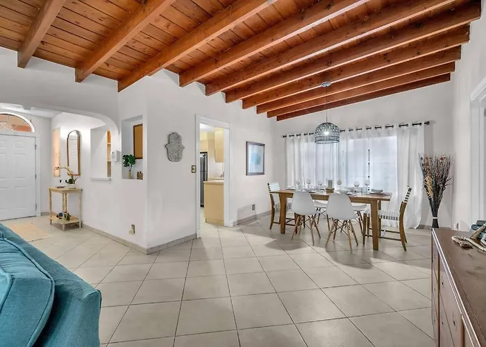 Welcome To Casa Rosa In Lauderdale By The Sea Fort Lauderdale